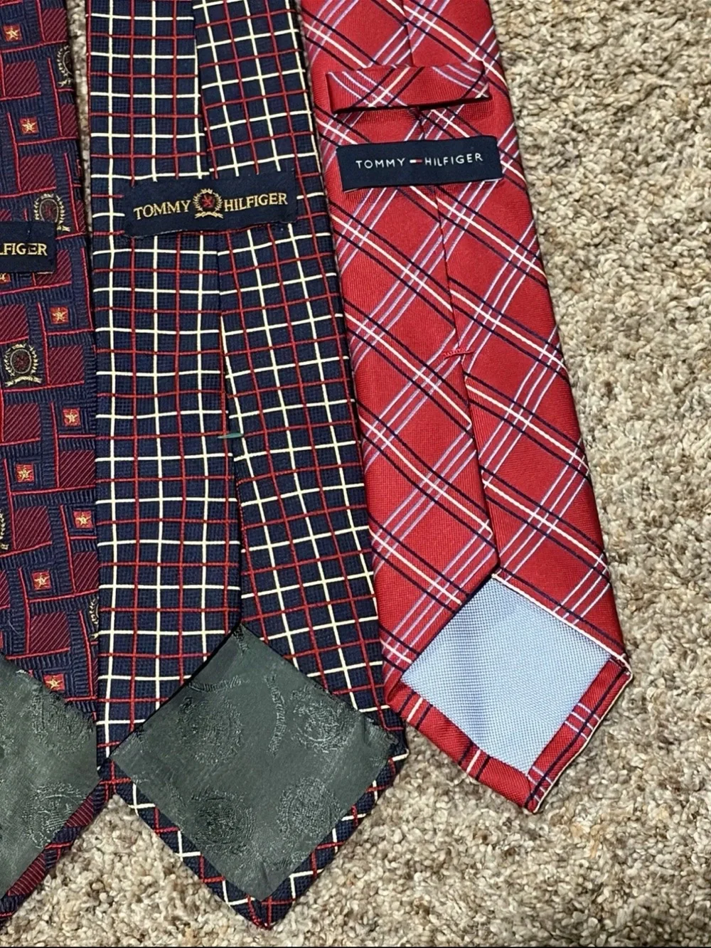 Tommy Hilfiger Necktie Lot Men OS‎ Red Navy Excellent Silk Plaid Geometric 4pc